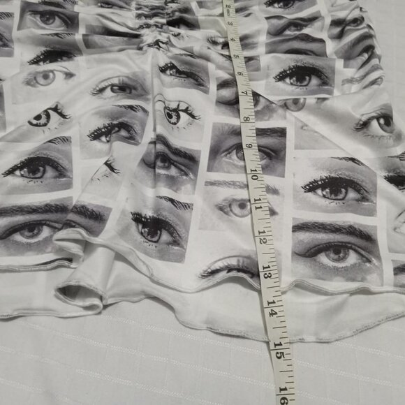 Beautiful short skirt with eye patterns, spandex, stretchy - Picture 2 of 4